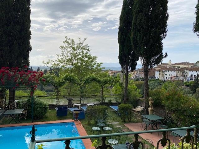 Hotel Quattro Gigli Montopoli in Val dʼArno